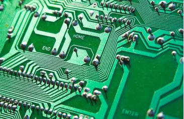 What is the difference between ceramic substrate and ordinary PCB board?multilayer printed circuit b
